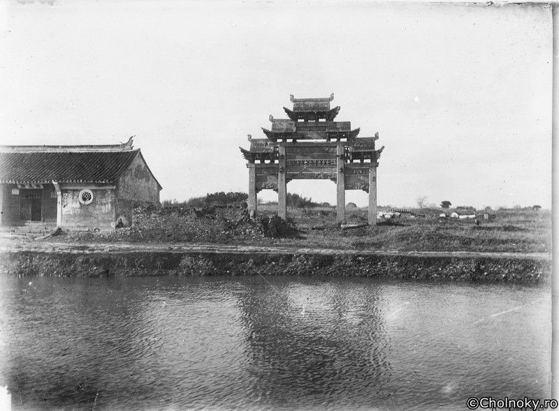 Khi5008.jpg Khi5008.jpg