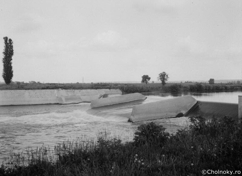 KK709.jpg